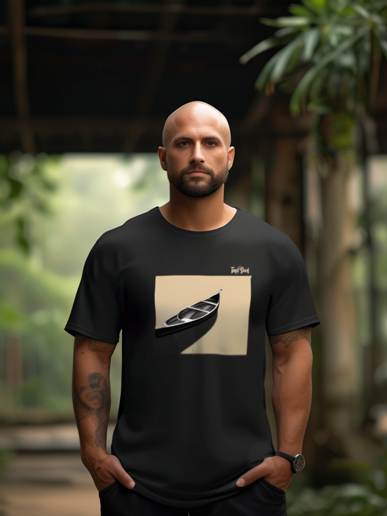 Camiseta Elegante: Canoa Típica da Amazônia