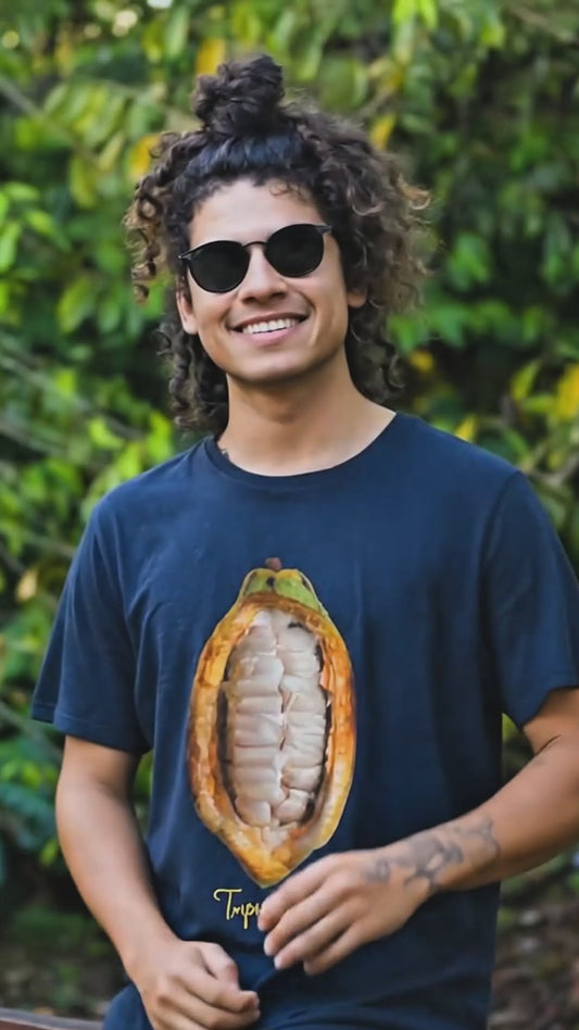 Camiseta Fruto do Cacau: Tributo à Riqueza Amazônica